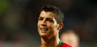 Presidente da CDP distingue Cristiano Ronaldo antes do jogo com a Turquia