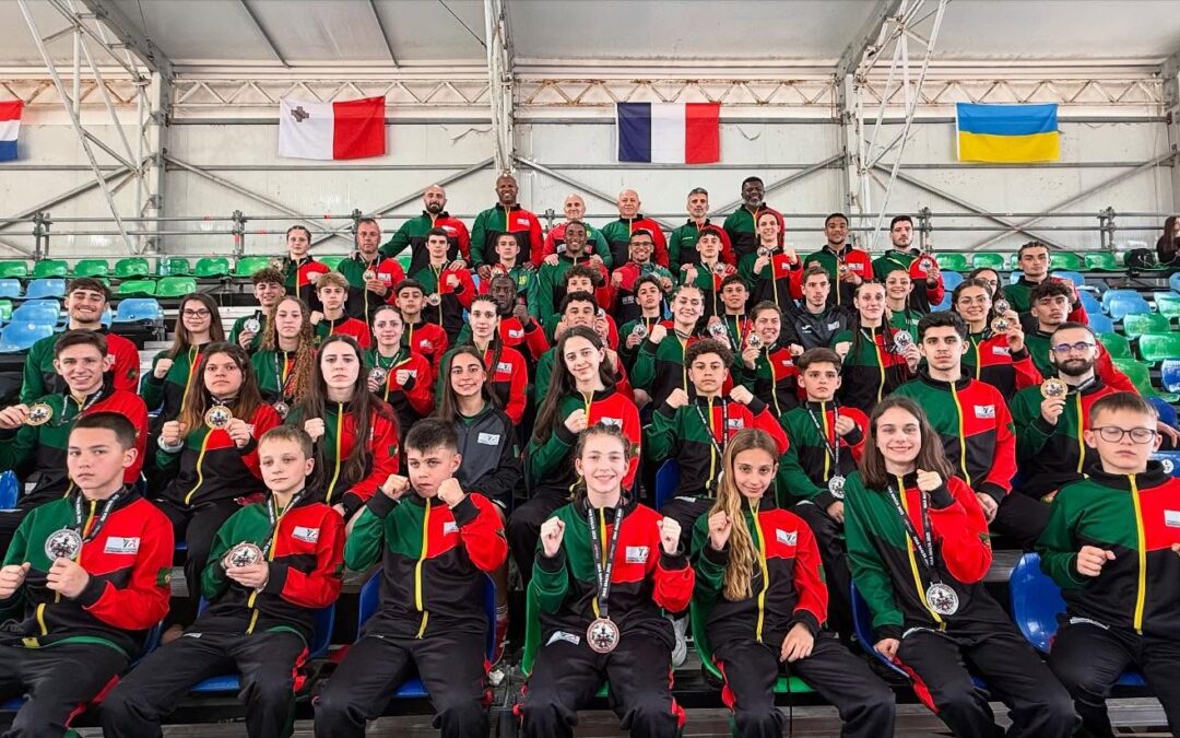 34 medalhas no Europeu de Kickboxing