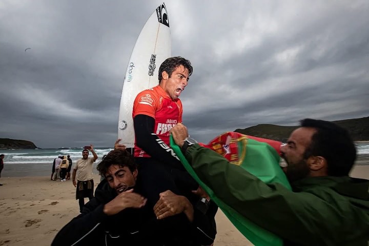 Guilherme Ribeiro vence em Espanha