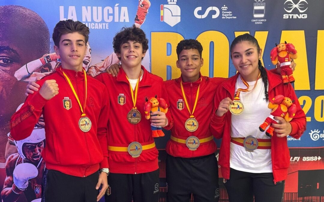 Três Ouros e uma Prata