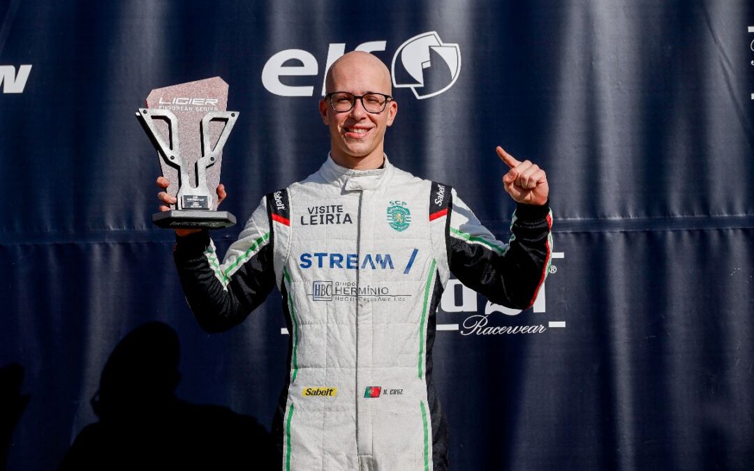 Henrique Cruz triunfa