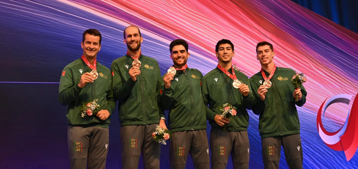 Portugal de bronze no Mundial de Trampolins