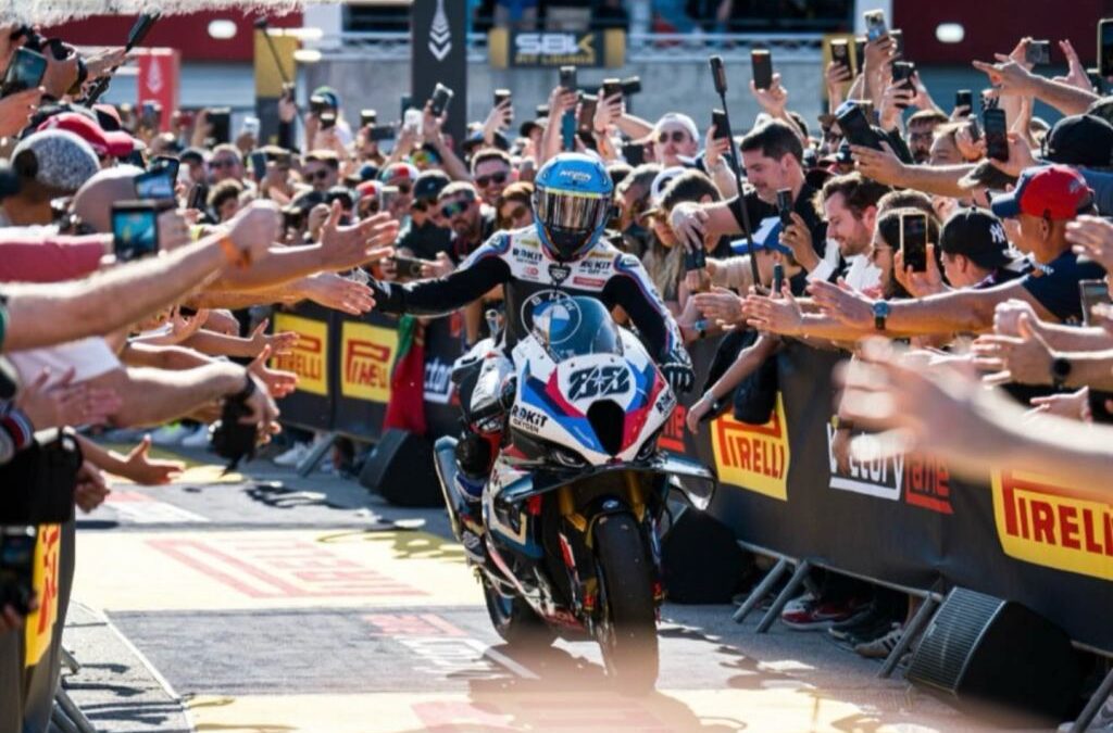 Miguel Oliveira com três pódios