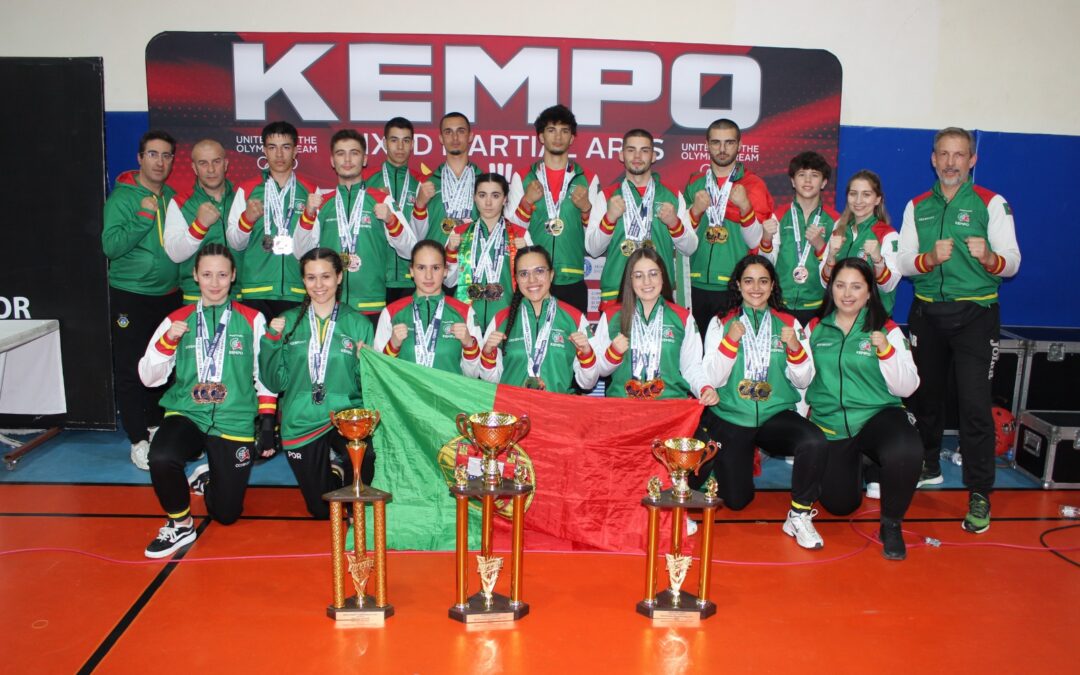47 medalhas no Mundial de Kempo