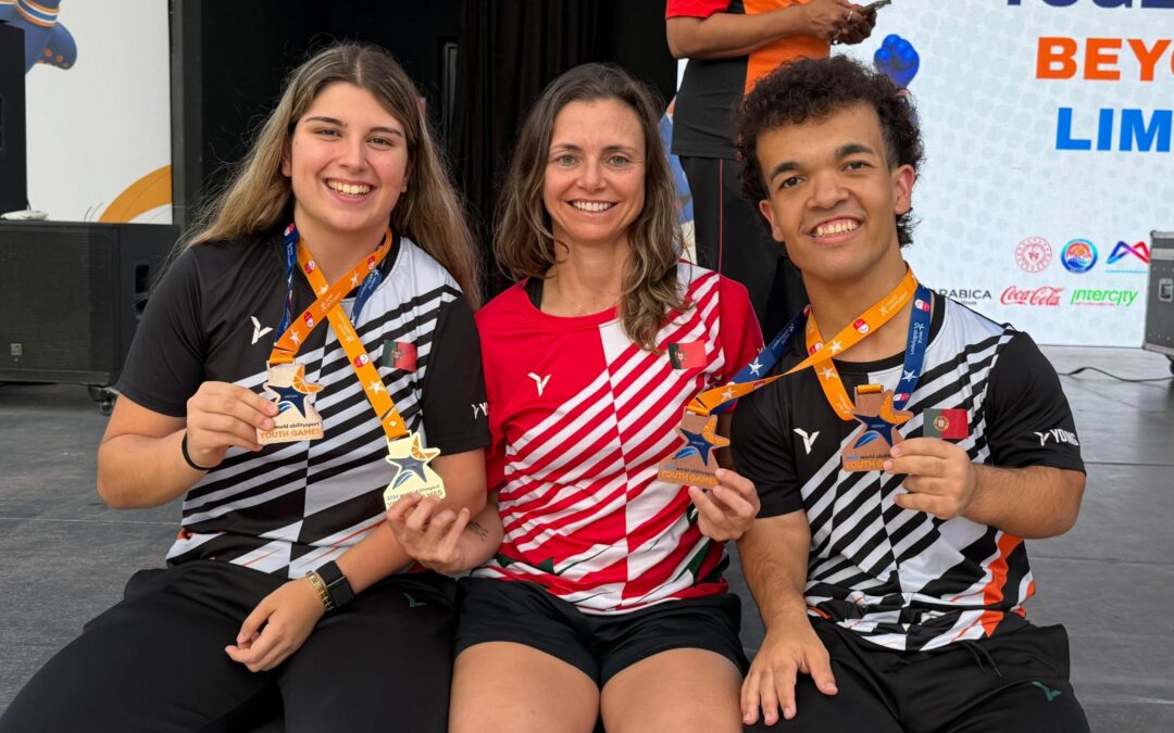 Beatriz Monteiro e Gonçalo Batista medalhados