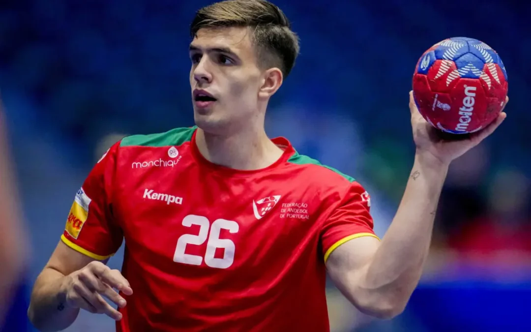 Francisco Costa eleito Melhor Jogador Jovem da época