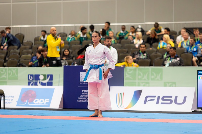 Natacha Fernandes de prata no Mundial Universitário