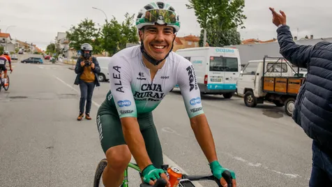 Iuri Leitão em 1.º na China