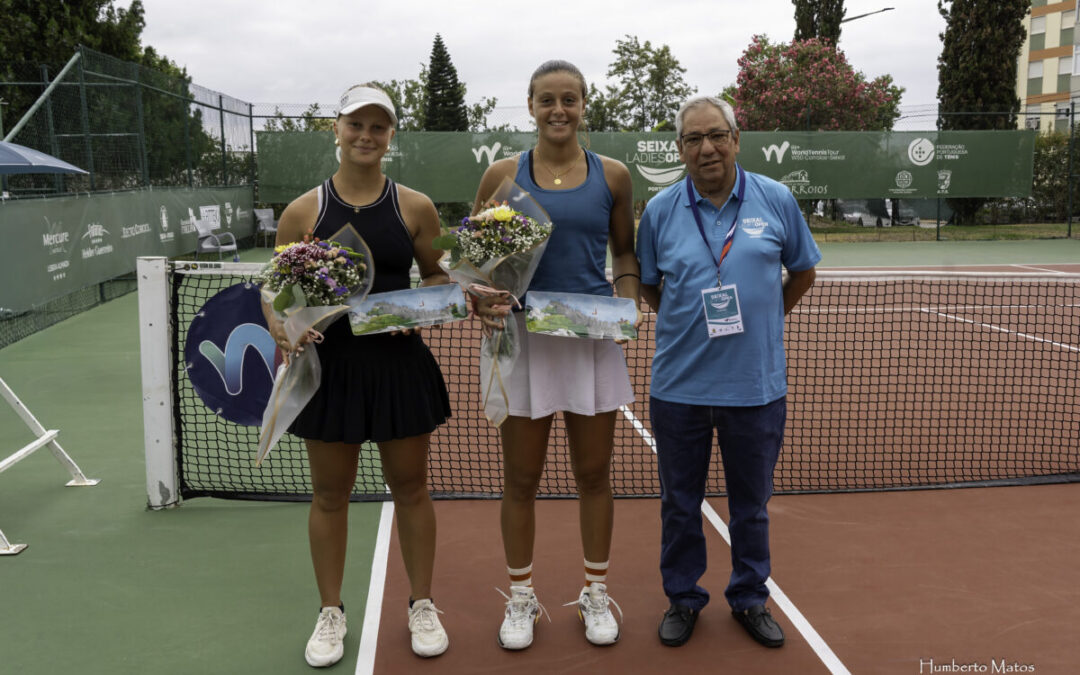 Maria Garcia e Milana Ivantsiv vice-campeãs de pares no W50 de Corroios