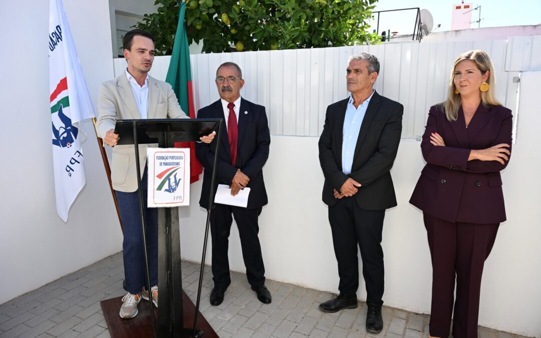 CDP na inauguração da nova sede da Federação Portuguesa de Paraquedismo